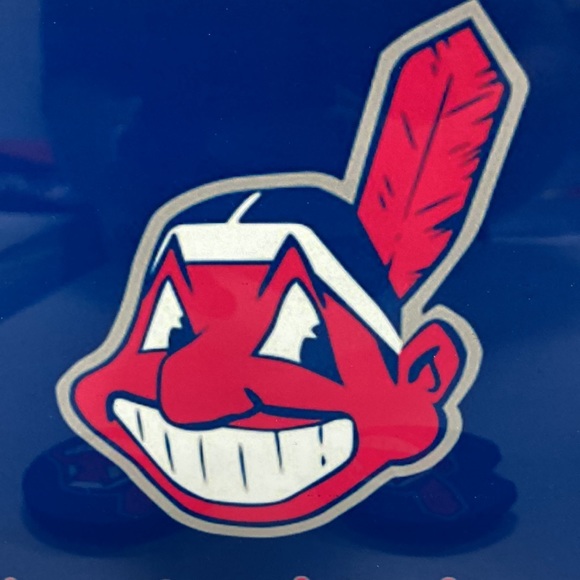 Cleveland Indians License Plate With Cup Holder Inserts - Picture 3 of 4